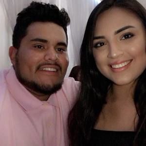 Meet your Posher, Deyanira